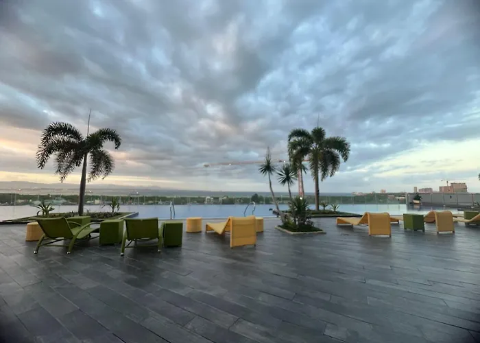 The Mactan Newtown Boulevard Apartment Punta Engano (Mactan)